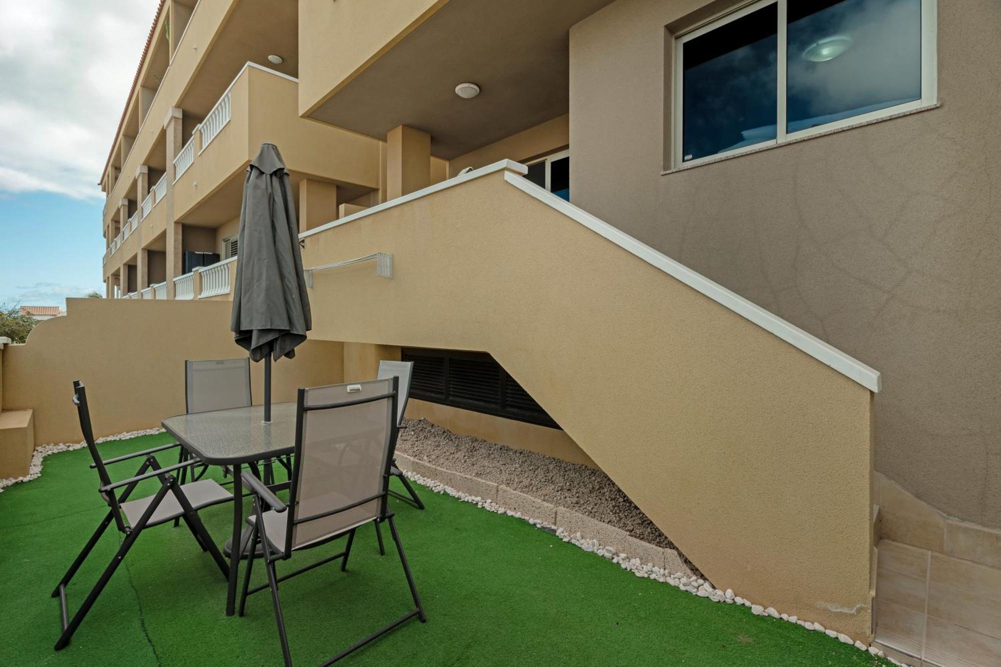 Medano Beach Agueita Salada Suites El Médano المظهر الخارجي الصورة